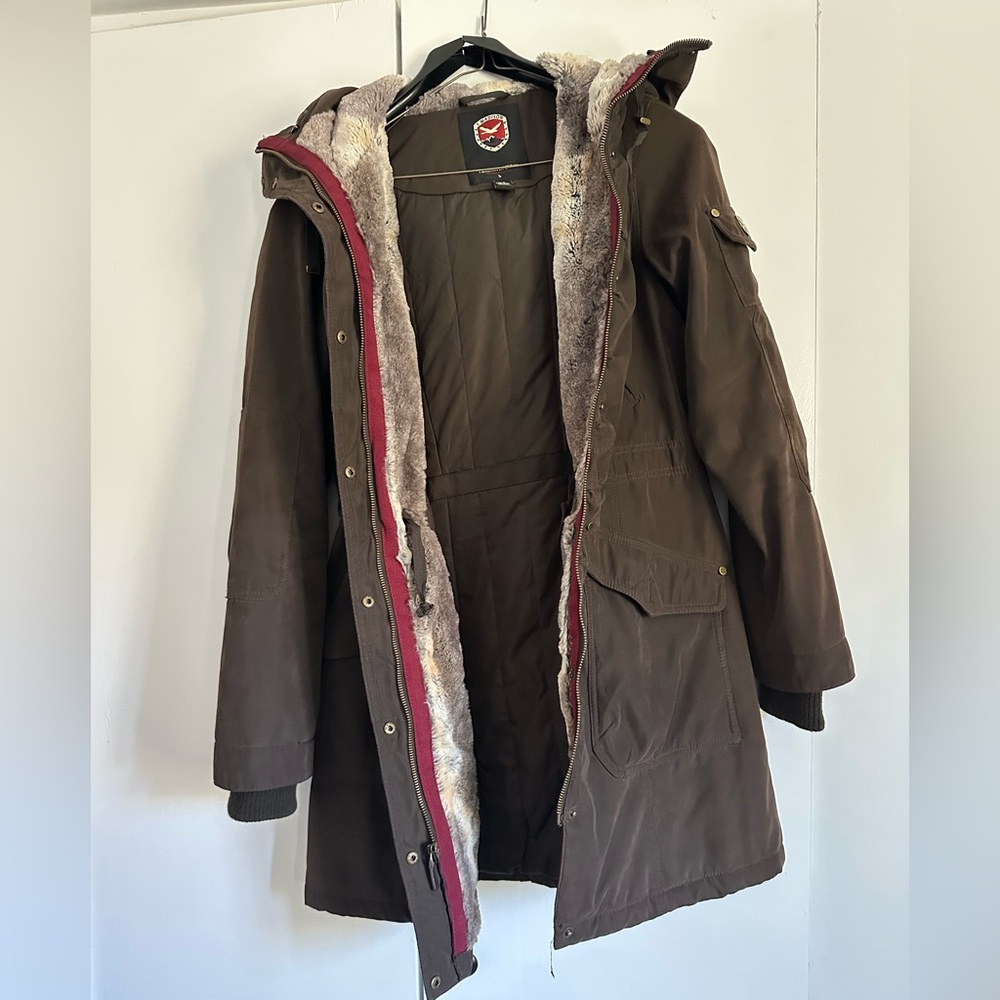 LIKE NEW 1 Madison Expedition Women’s Faux Fur Hooked Parka jacket brown